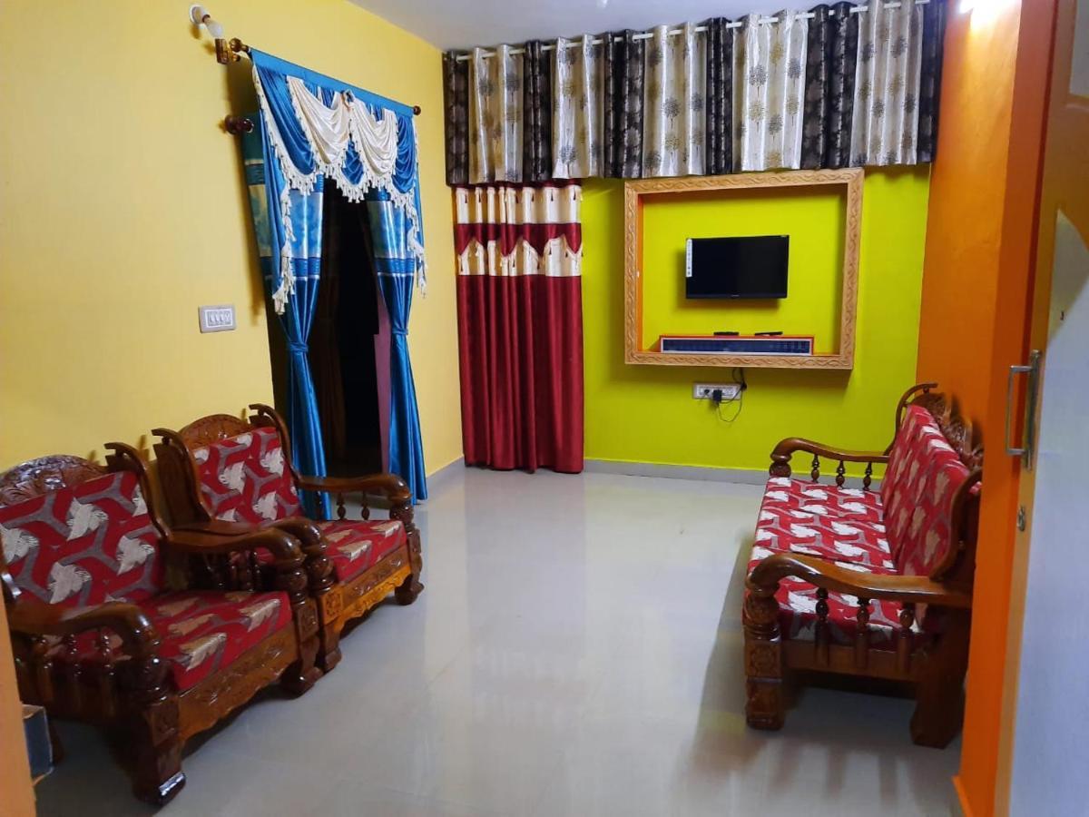Green Land Estate Homestay 5 Rooms With Garden View 马迪凯里 外观 照片